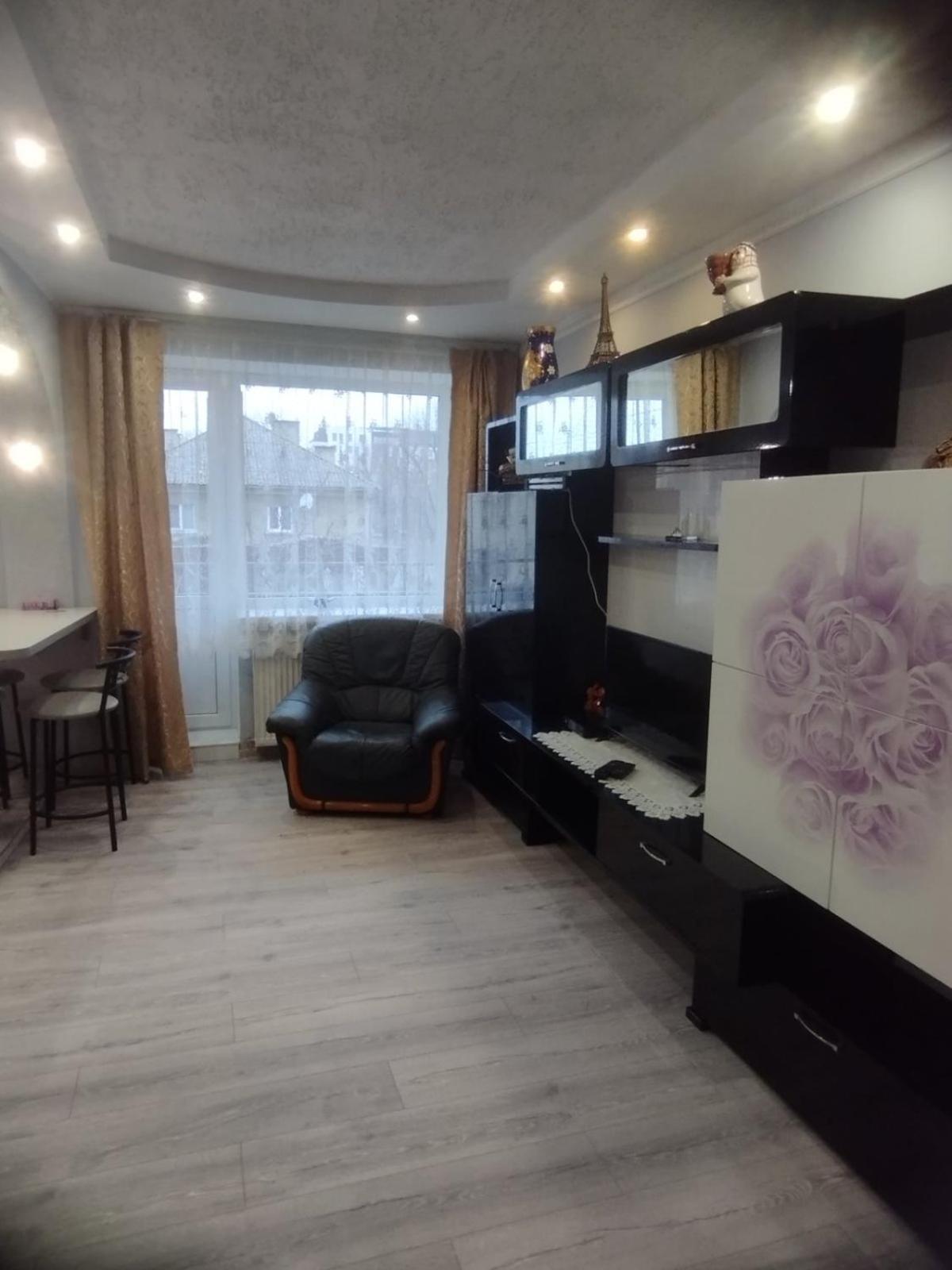 Дизайнерська Квартира У Центрі Міста Uschhorod Exterior foto